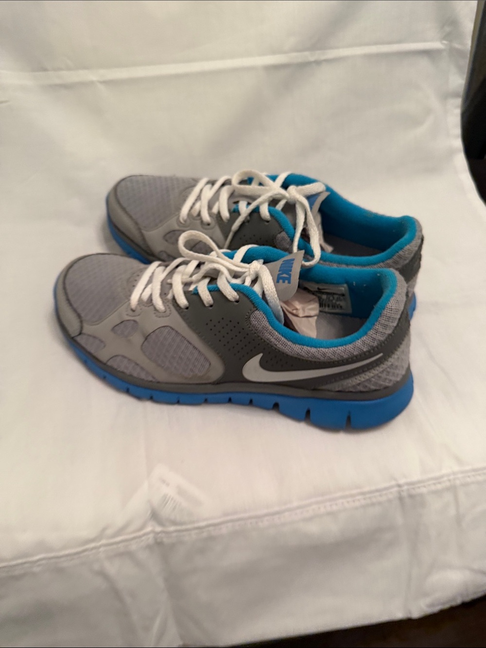 Nike Women Gray and Teal Athletic Sneakers
